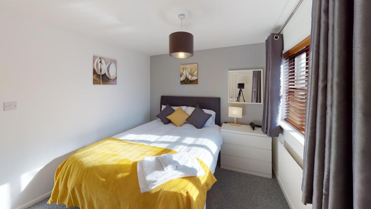 Marina House Apartment Kingston upon Hull Exterior photo